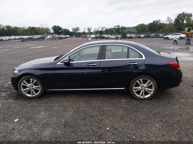 Продаж на аукціоні авто 2016 Mercedes-benz C 300 4matic, vin: 55SWF4KB3GU142013, номер лоту: 46133972