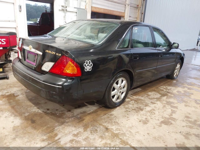 46133981 :رقم المزاد ، 4T1BF28B3YU107763 vin ، 2000 Toyota Avalon Xls مزاد بيع