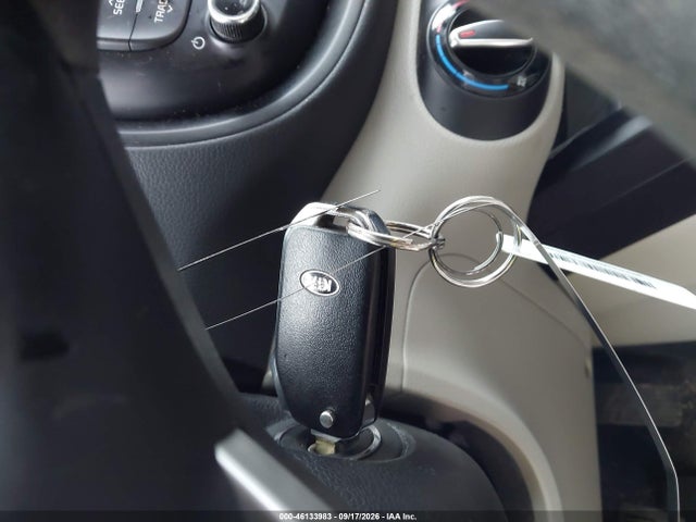 2021 Kia Soul Lx მანქანა იყიდება აუქციონზე, vin: KNDJ23AU9M7125061, აუქციონის ნომერი: 46133983