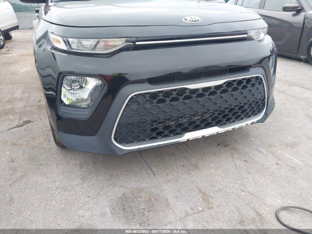 2021 Kia Soul Lx მანქანა იყიდება აუქციონზე, vin: KNDJ23AU9M7125061, აუქციონის ნომერი: 46133983