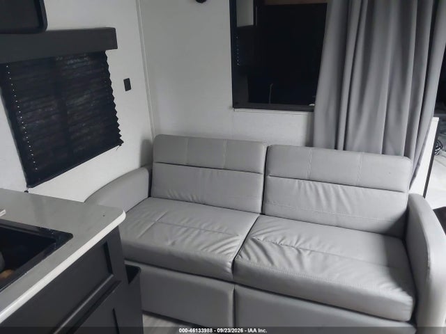 46133988 :رقم المزاد ، 4YDTSGL25P3103434 vin ، 2023 Keystone Springdale مزاد بيع
