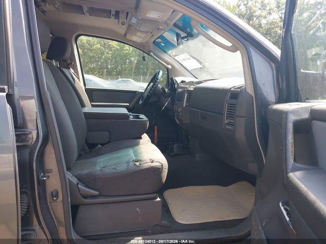 46134012 :رقم المزاد ، 1N6BA07A55N520819 vin ، 2005 Nissan Titan Se مزاد بيع