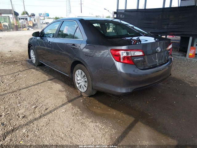 2014 Toyota Camry Le მანქანა იყიდება აუქციონზე, vin: 4T4BF1FK0ER437312, აუქციონის ნომერი: 46134052