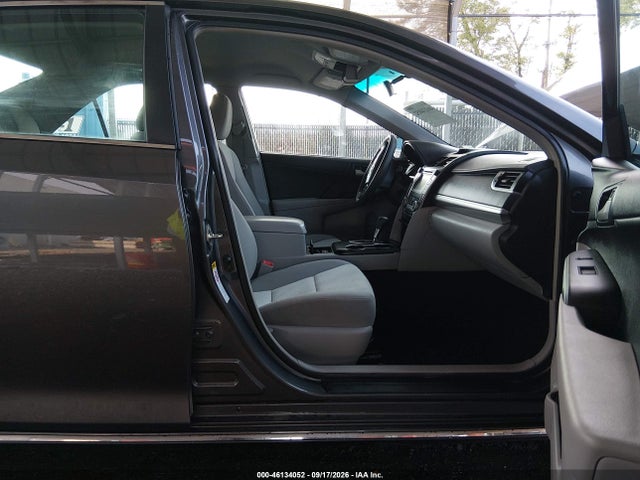 2014 Toyota Camry Le მანქანა იყიდება აუქციონზე, vin: 4T4BF1FK0ER437312, აუქციონის ნომერი: 46134052