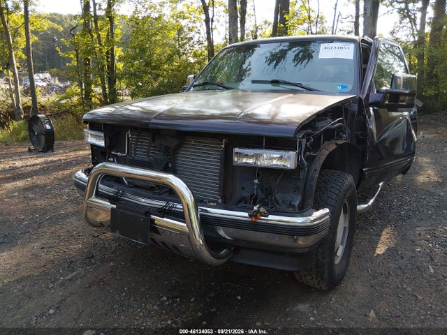 46134053 :رقم المزاد ، 3GNFK16R0VG179425 vin ، 1997 Chevrolet Suburban 1500 مزاد بيع