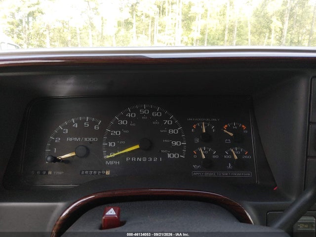 46134053 :رقم المزاد ، 3GNFK16R0VG179425 vin ، 1997 Chevrolet Suburban 1500 مزاد بيع