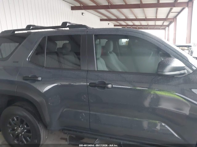 Toyota 4RUNNER SR5 2025 JTEVA5BR2S5039931 Image 13
