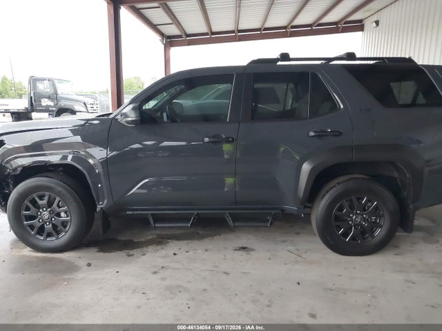 Toyota 4RUNNER SR5 2025 JTEVA5BR2S5039931 Image 14