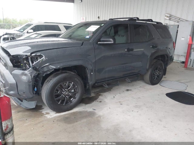 Toyota 4RUNNER SR5 2025 JTEVA5BR2S5039931 Image 2