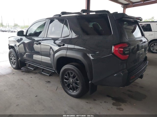Toyota 4RUNNER SR5 2025 JTEVA5BR2S5039931 Image 3