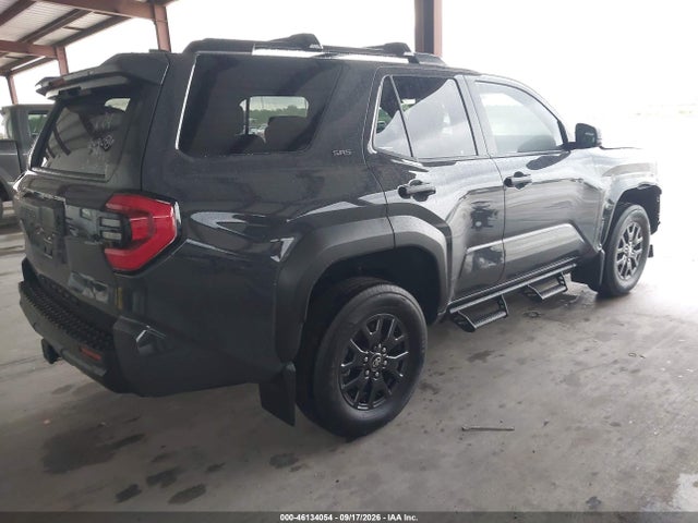 Toyota 4RUNNER SR5 2025 JTEVA5BR2S5039931 Image 4