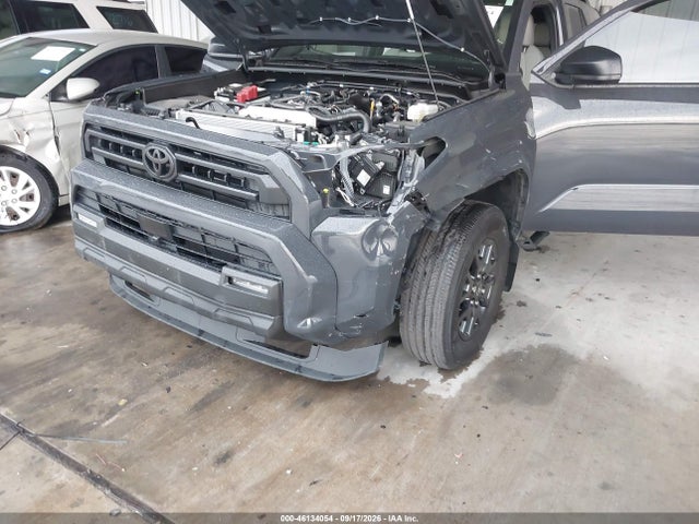 Toyota 4RUNNER SR5 2025 JTEVA5BR2S5039931 Image 6