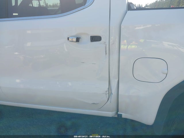1GTUUDED2SZ304826 GMC Sierra 1500 4wd Short Box Slt