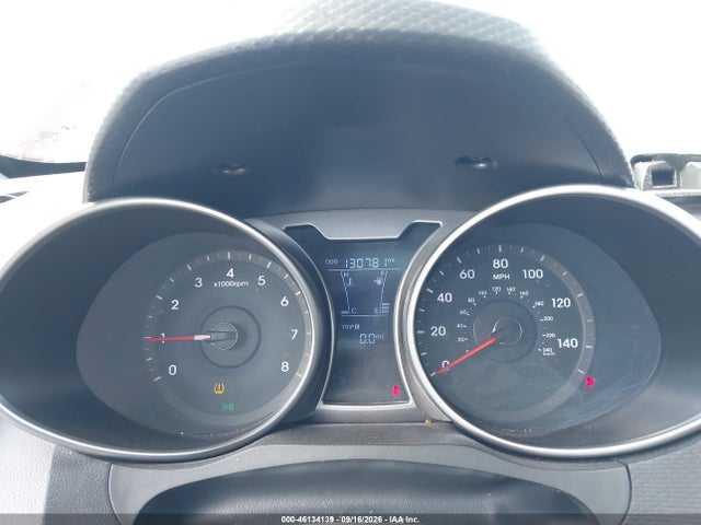 Продажа на аукционе авто 2013 Hyundai Veloster Base W/gray, vin: KMHTC6AD7DU157284, номер лота: 46134139