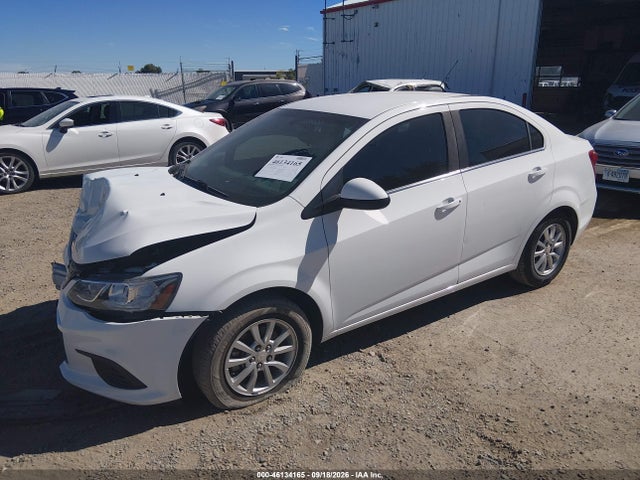 1G1JD5SH0J4105620 Chevrolet Sonic Lt Auto