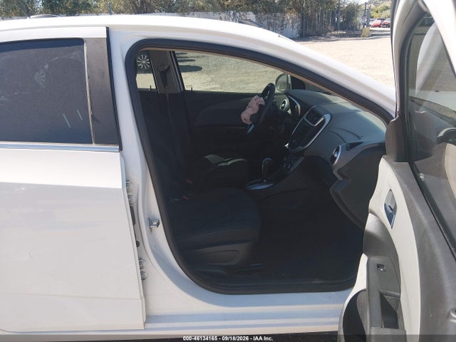 1G1JD5SH0J4105620 Chevrolet Sonic Lt Auto