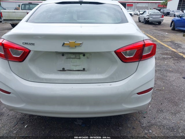 Продажа на аукционе авто 2018 Chevrolet Cruze Ls Auto, vin: 1G1BC5SM9J7189469, номер лота: 46134253