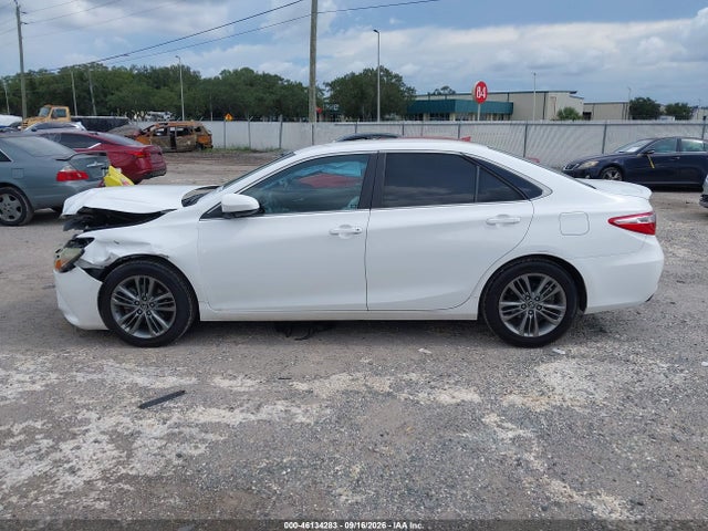 46134283 :رقم المزاد ، 4T1BF1FK0GU185221 vin ، 2016 Toyota Camry Se مزاد بيع
