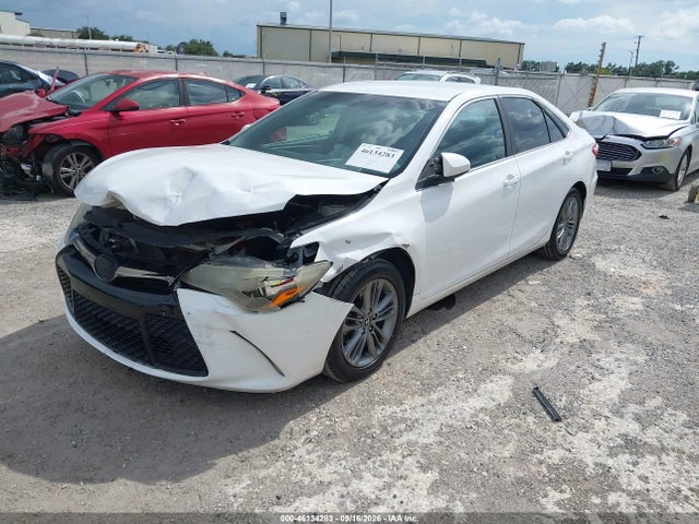 46134283 :رقم المزاد ، 4T1BF1FK0GU185221 vin ، 2016 Toyota Camry Se مزاد بيع