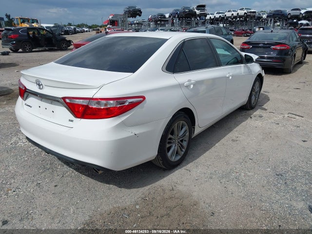 46134283 :رقم المزاد ، 4T1BF1FK0GU185221 vin ، 2016 Toyota Camry Se مزاد بيع
