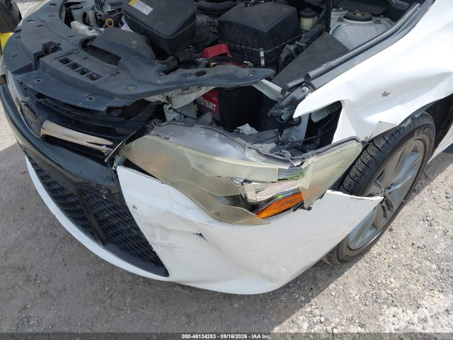 46134283 :رقم المزاد ، 4T1BF1FK0GU185221 vin ، 2016 Toyota Camry Se مزاد بيع