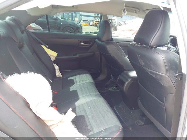 46134283 :رقم المزاد ، 4T1BF1FK0GU185221 vin ، 2016 Toyota Camry Se مزاد بيع