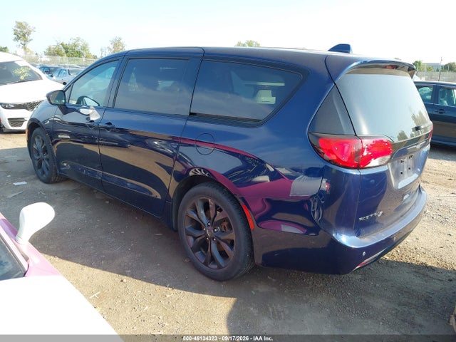 Продажа на аукционе авто 2019 Chrysler Pacifica Touring Plus, vin: 2C4RC1FG5KR742024, номер лота: 46134323
