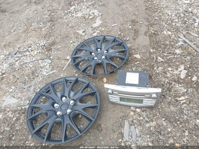 46134457 :رقم المزاد ، 4T4BF3EKXAR042710 vin ، 2010 Toyota Camry Le مزاد بيع