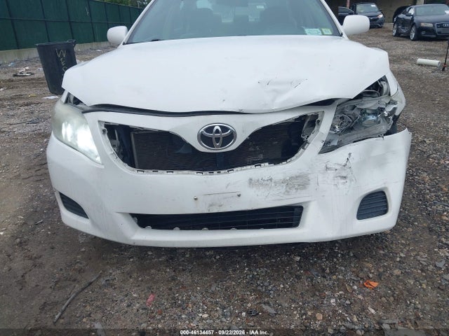 46134457 :رقم المزاد ، 4T4BF3EKXAR042710 vin ، 2010 Toyota Camry Le مزاد بيع