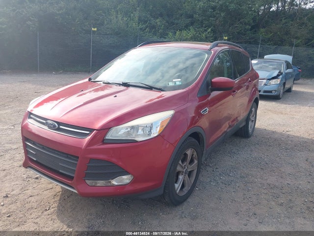 1FMCU0GX6FUA97948 Ford ESCAPE SE