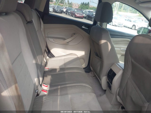 1FMCU0GX6FUA97948 Ford ESCAPE SE