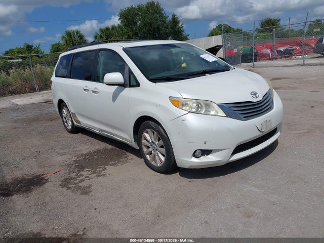 46134558 :رقم المزاد ، 5TDDK3DC4BS019264 vin ، 2011 Toyota Sienna Limited مزاد بيع