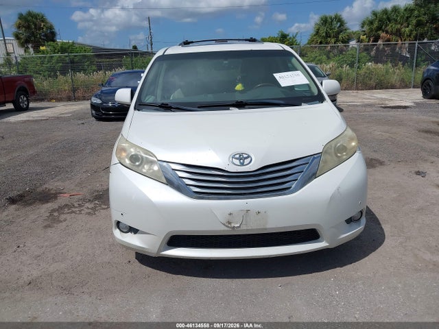 2011 Toyota Sienna Limited მანქანა იყიდება აუქციონზე, vin: 5TDDK3DC4BS019264, აუქციონის ნომერი: 46134558