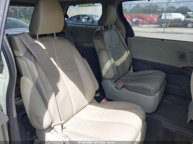2011 Toyota Sienna Limited მანქანა იყიდება აუქციონზე, vin: 5TDDK3DC4BS019264, აუქციონის ნომერი: 46134558