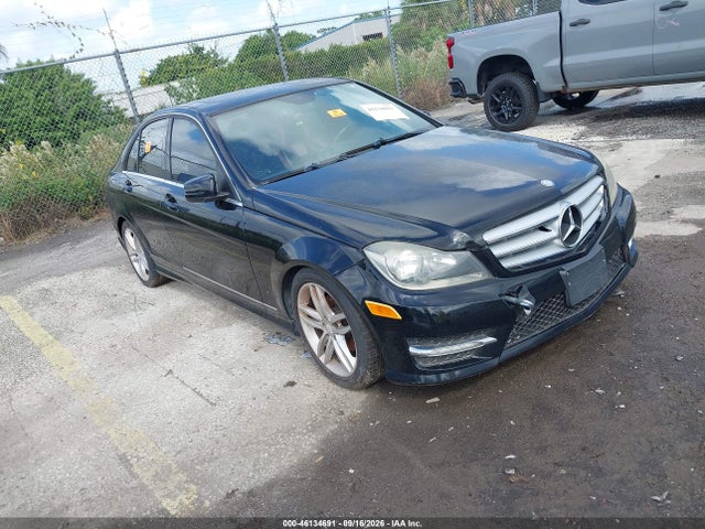 46134691 :رقم المزاد ، WDDGF8BB6CR233199 vin ، 2012 Mercedes-benz C 300 Sport 4matic مزاد بيع