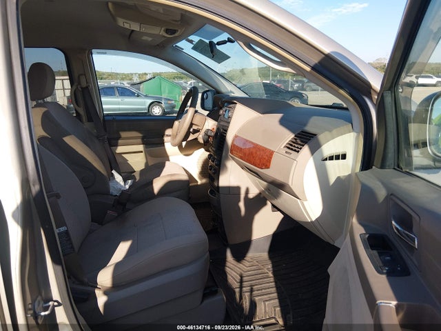 46134716 :رقم المزاد ، 2A8HR44HX8R734784 vin ، 2008 Chrysler Town & Country Lx مزاد بيع