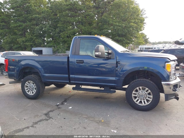 46134749 :رقم المزاد ، 1FTBF2B66HEB44011 vin ، 2017 Ford F-250 Xlt مزاد بيع