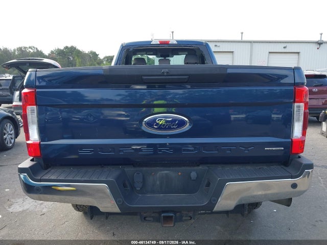 46134749 :رقم المزاد ، 1FTBF2B66HEB44011 vin ، 2017 Ford F-250 Xlt مزاد بيع