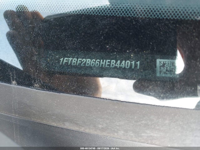 46134749 :رقم المزاد ، 1FTBF2B66HEB44011 vin ، 2017 Ford F-250 Xlt مزاد بيع