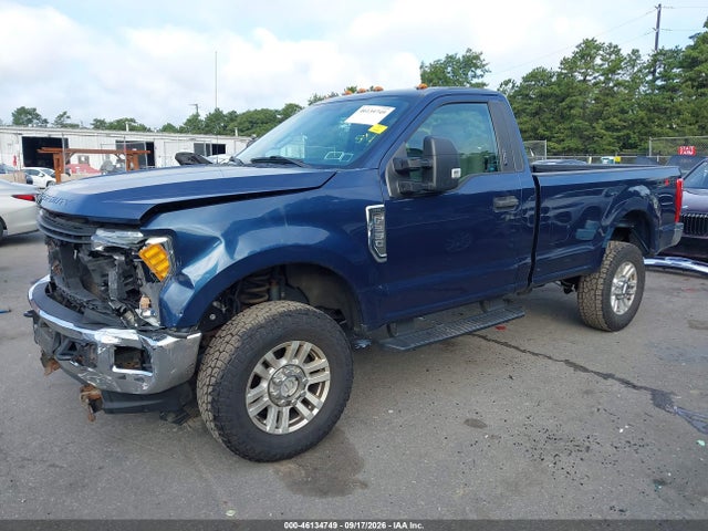 46134749 :رقم المزاد ، 1FTBF2B66HEB44011 vin ، 2017 Ford F-250 Xlt مزاد بيع