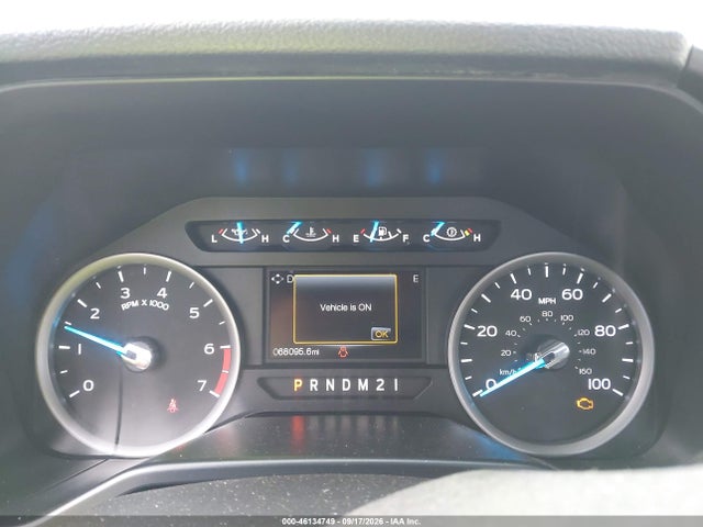 46134749 :رقم المزاد ، 1FTBF2B66HEB44011 vin ، 2017 Ford F-250 Xlt مزاد بيع