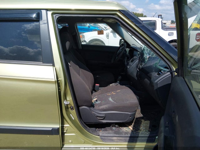 46134750 :رقم المزاد ، KNDJT2A52C7356284 vin ، 2012 Kia Soul مزاد بيع