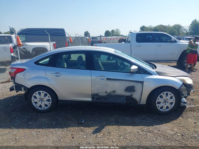 46134785 :رقم المزاد ، 1FAHP3F29CL231464 vin ، 2012 Ford Focus Se مزاد بيع