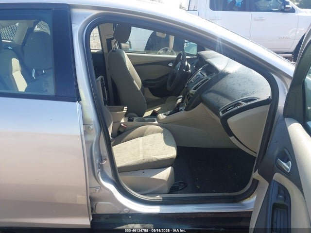 46134785 :رقم المزاد ، 1FAHP3F29CL231464 vin ، 2012 Ford Focus Se مزاد بيع