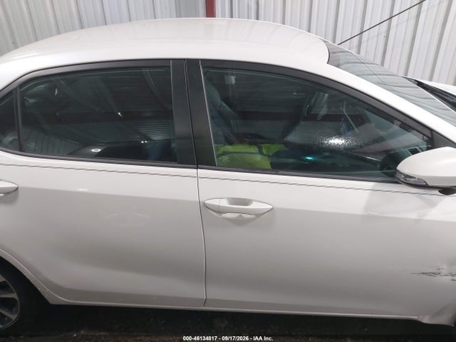 2017 Toyota Corolla Se მანქანა იყიდება აუქციონზე, vin: 5YFBURHEXHP577590, აუქციონის ნომერი: 46134817