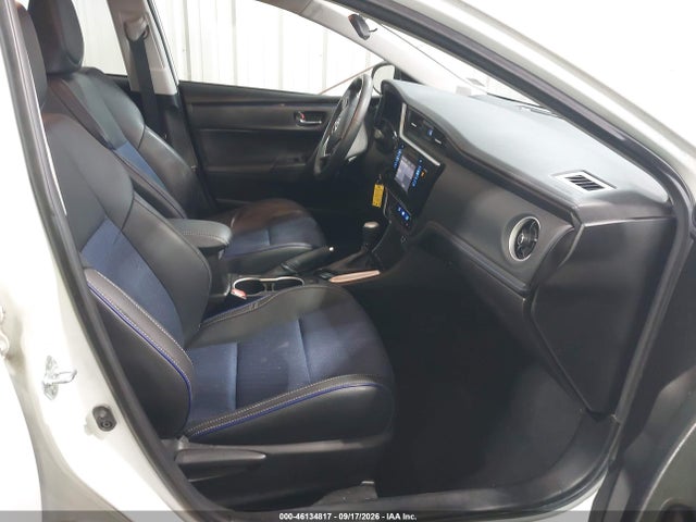 2017 Toyota Corolla Se მანქანა იყიდება აუქციონზე, vin: 5YFBURHEXHP577590, აუქციონის ნომერი: 46134817