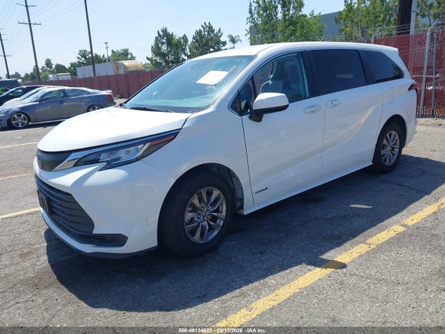 Продажа на аукционе авто 2021 Toyota Sienna Le, vin: 5TDKRKEC7MS004496, номер лота: 46134823