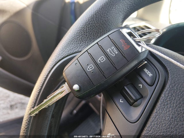 3KPFK4A75JE219830 KIA FORTE LX