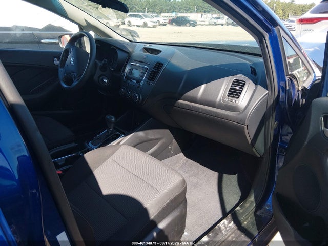3KPFK4A75JE219830 KIA FORTE LX