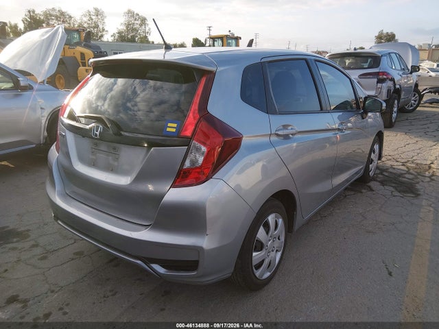 Honda FIT LX 2019 3HGGK5H40KM732451 Image 4